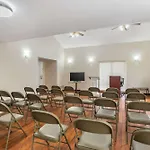 Days Inn by Wyndham Richmond/South