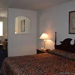 Executive Inn And Suites