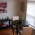 Cozy Home In Richmond