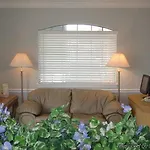 Executive Inn And Suites