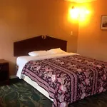 Eny\'S Hotel