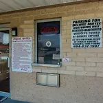 Deluxe Motel