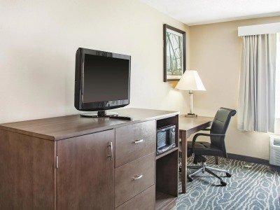 La Quinta By Wyndham South