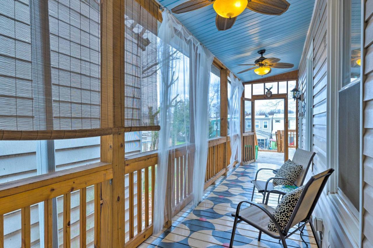 Chic With Private Deck And Patio! Apartment *