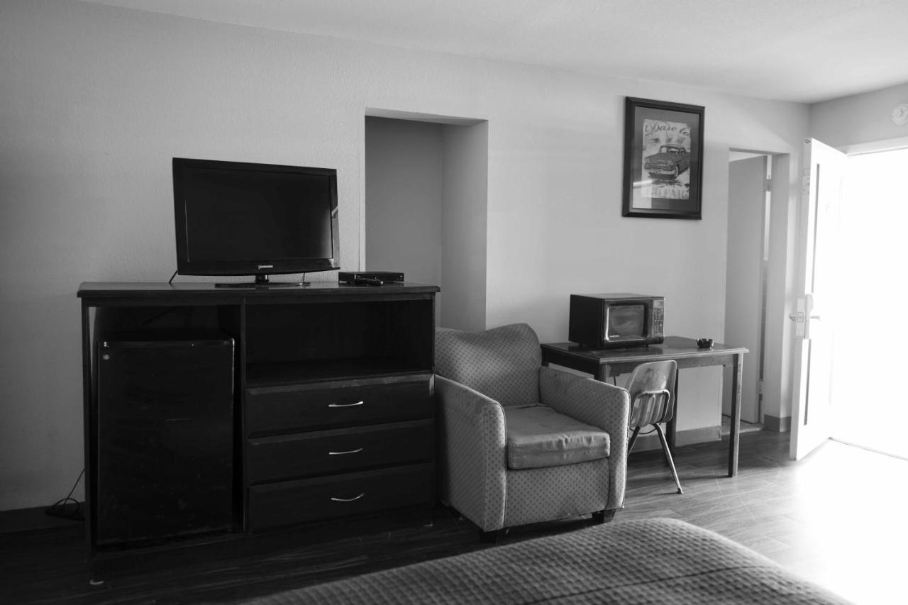 Richmond Motel 4*