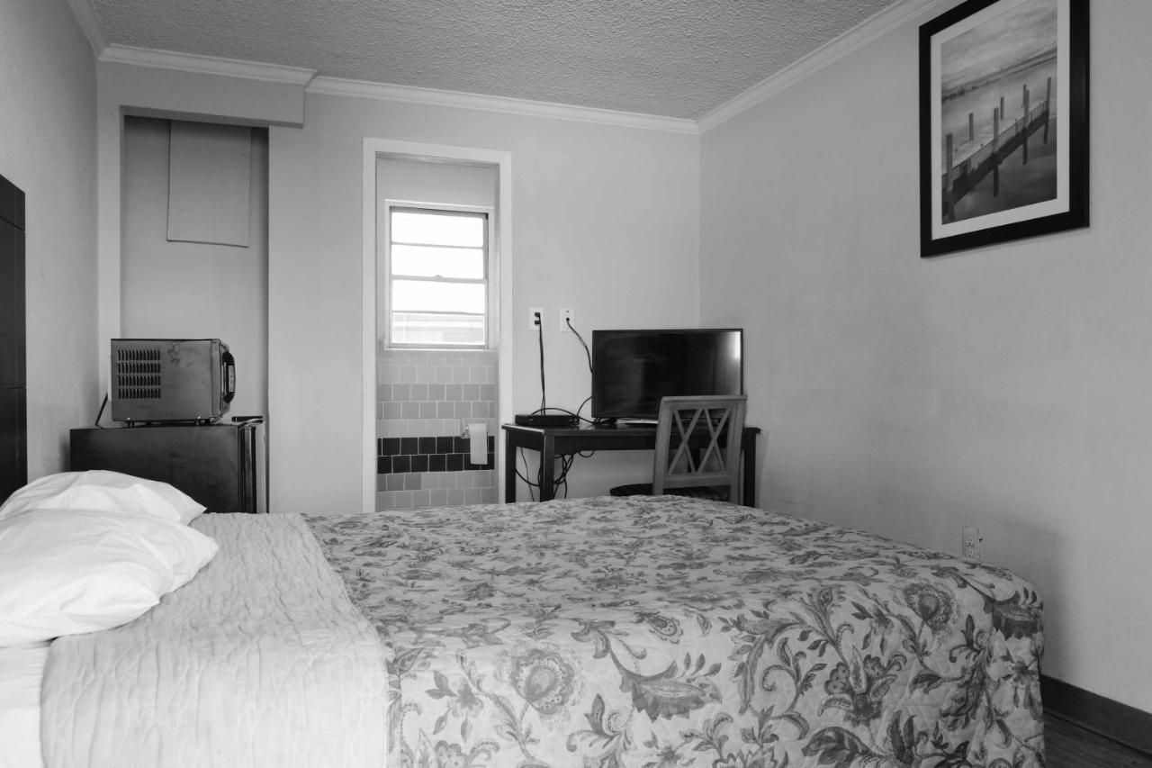 Hotel Richmond Motel 4*