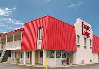 Econo Airport Hotel
