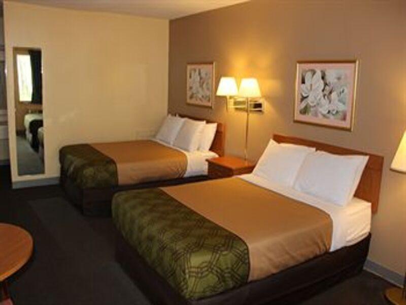 Rodeway South Inn 2*