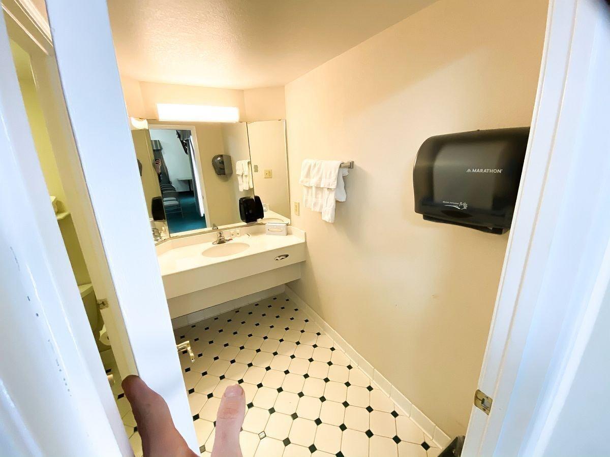 Lodge Econo Richmond-north Chesterfield