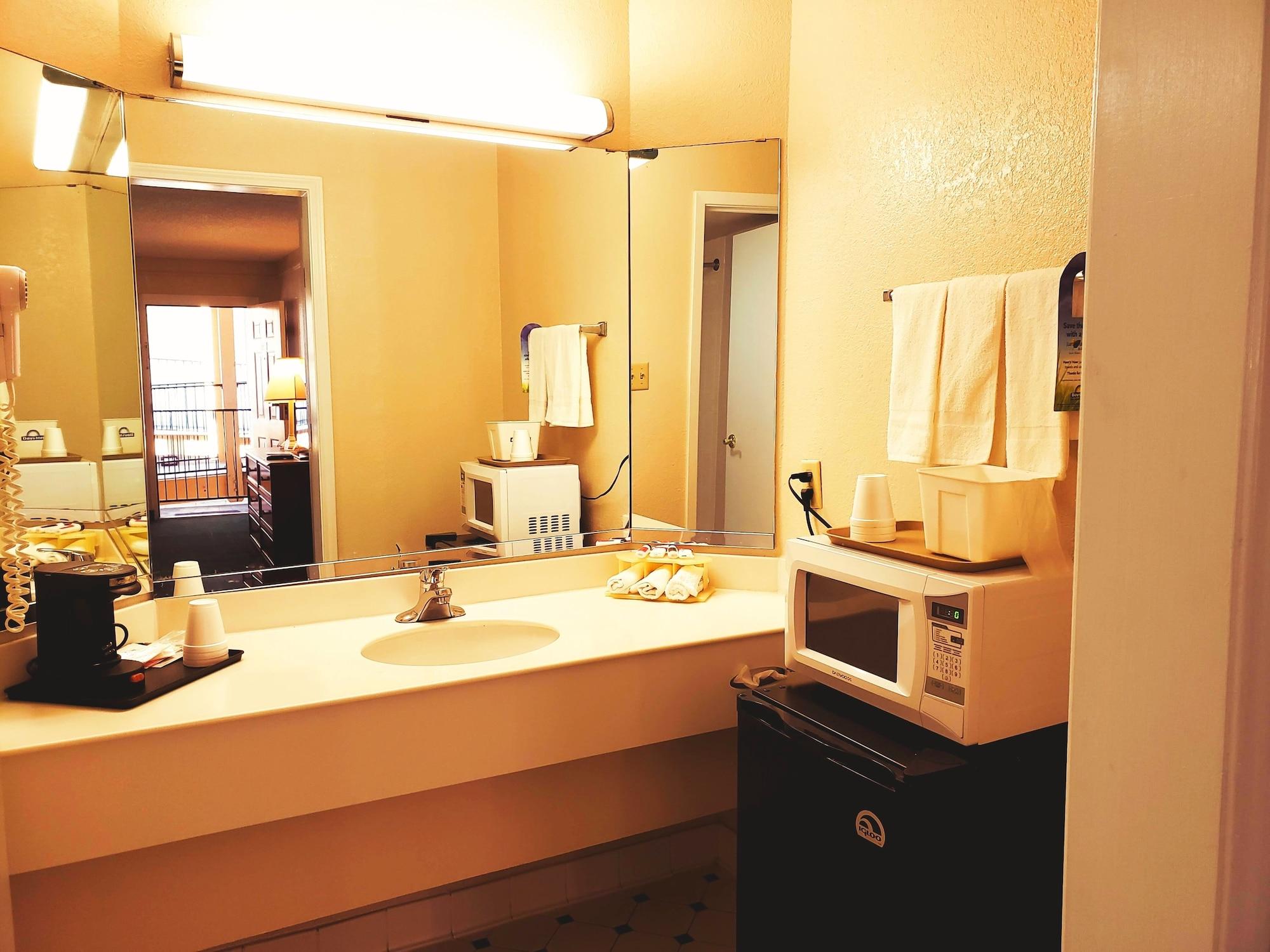 Econo Richmond-north Chesterfield Lodge Richmond
