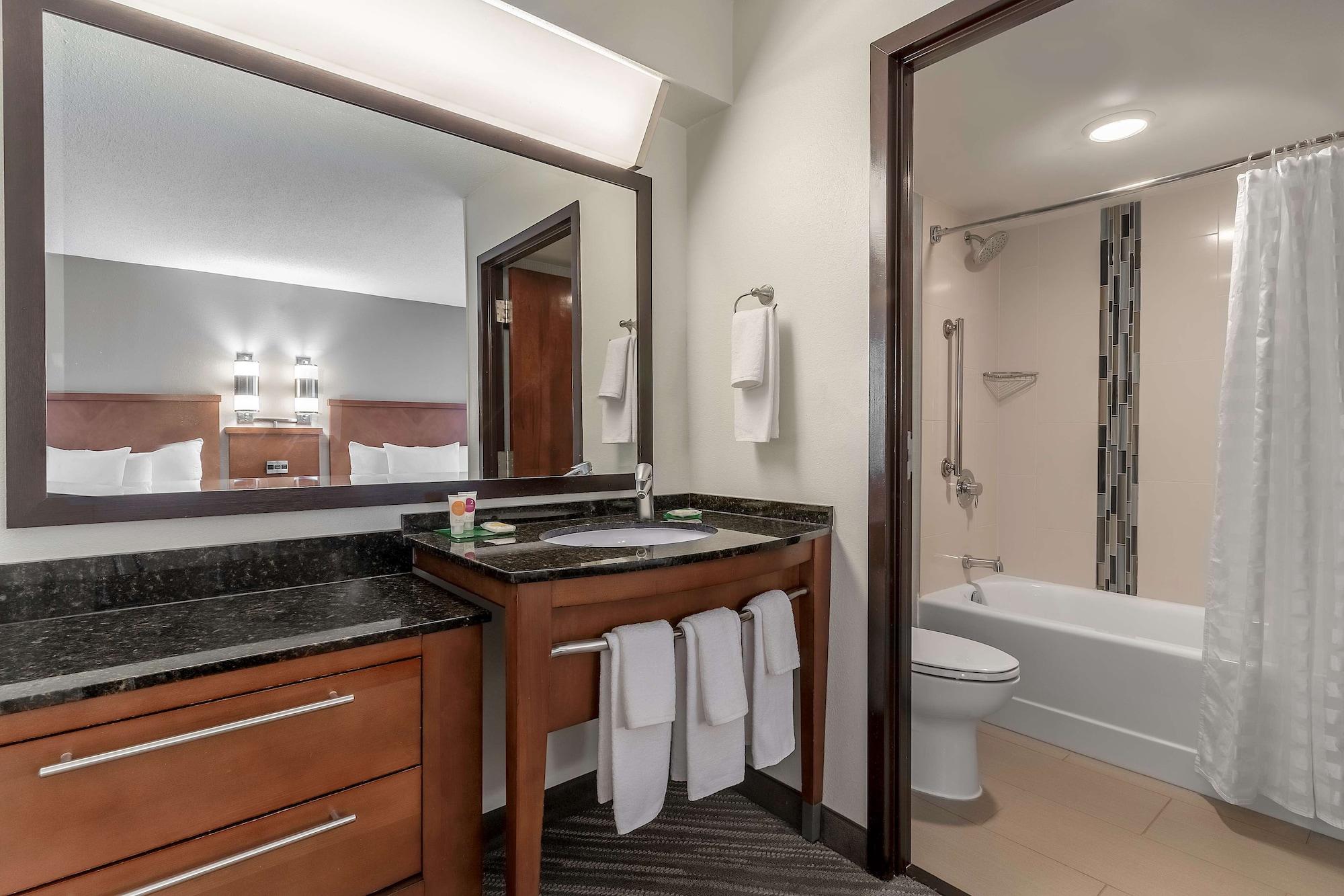 Hyatt Place Arboretum