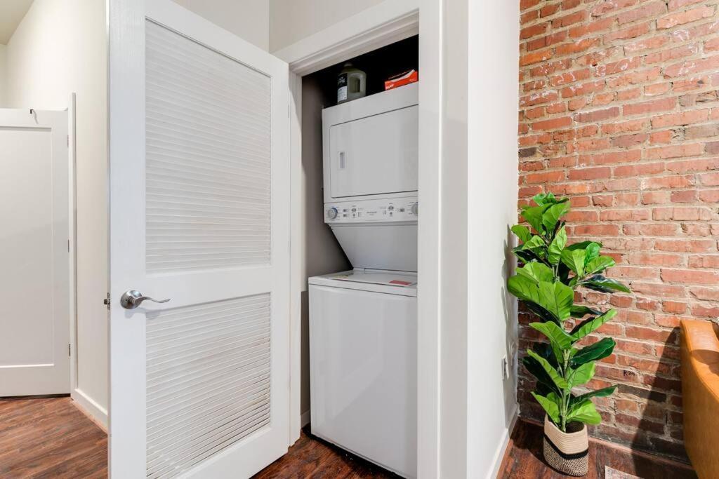 Cozy Chic Retreat In The Heart Of Rva