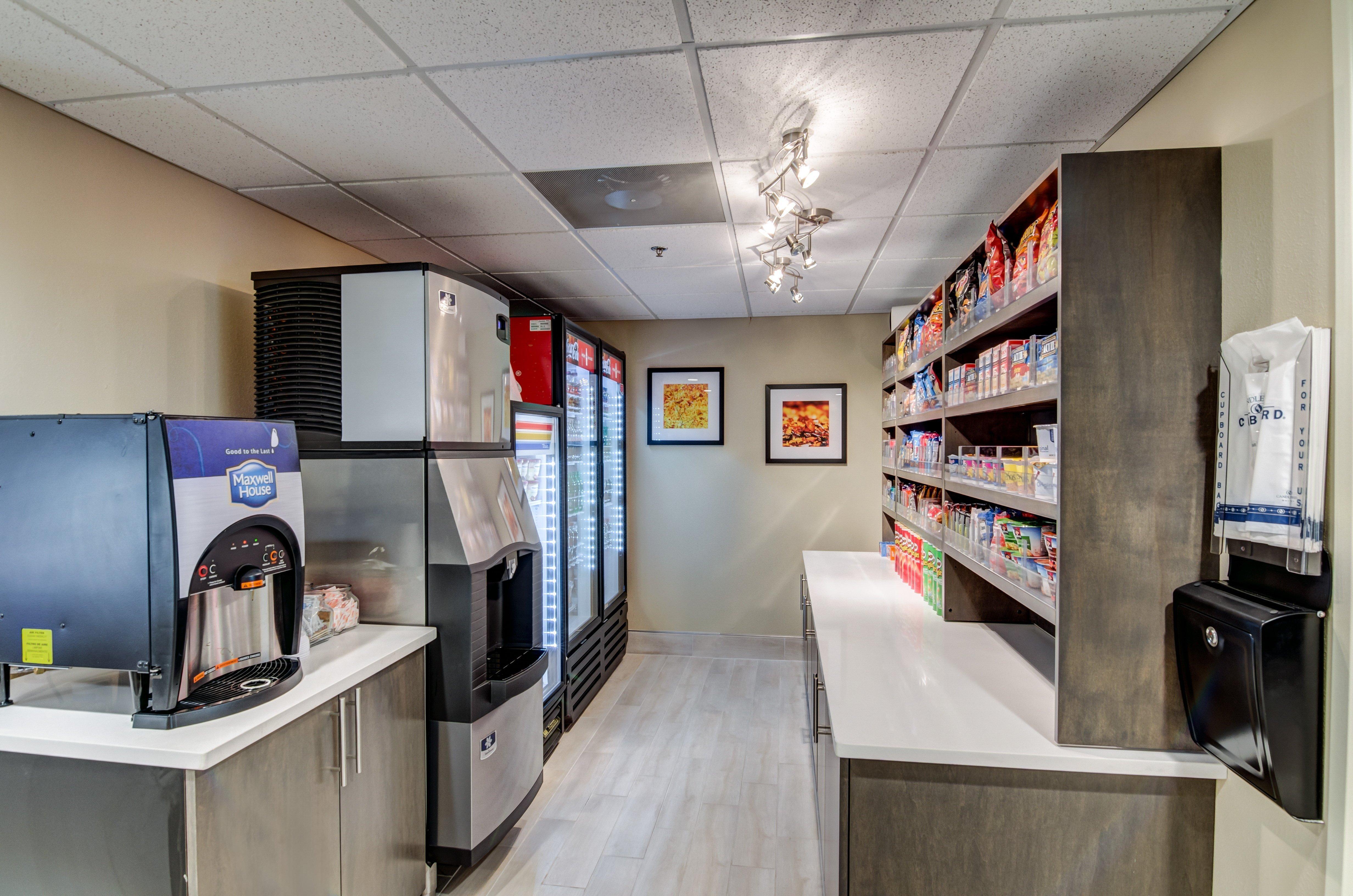 Hotel Candlewood - West Broad By Ihg 3*