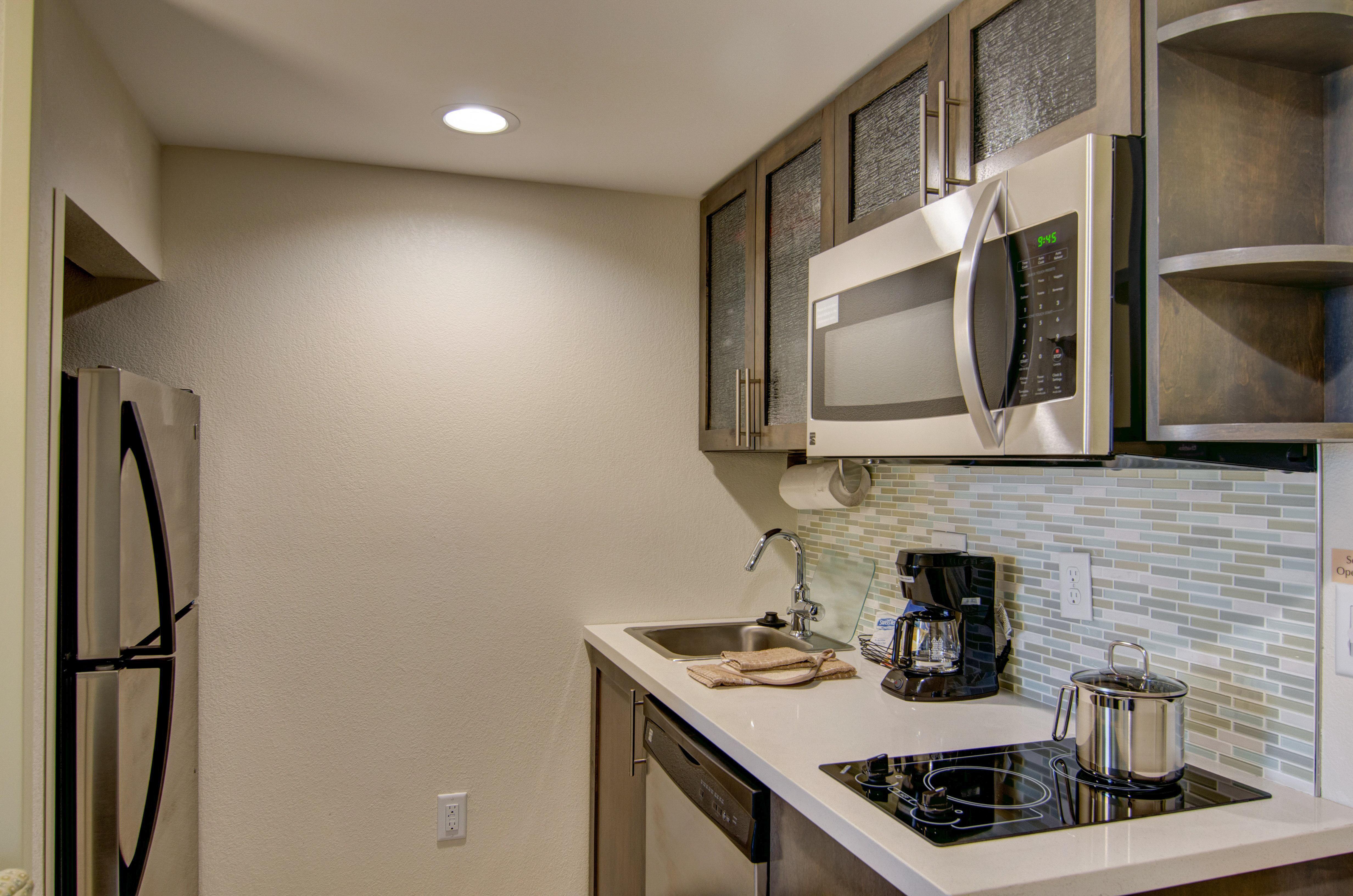 Hotel Candlewood - West Broad By Ihg 3*