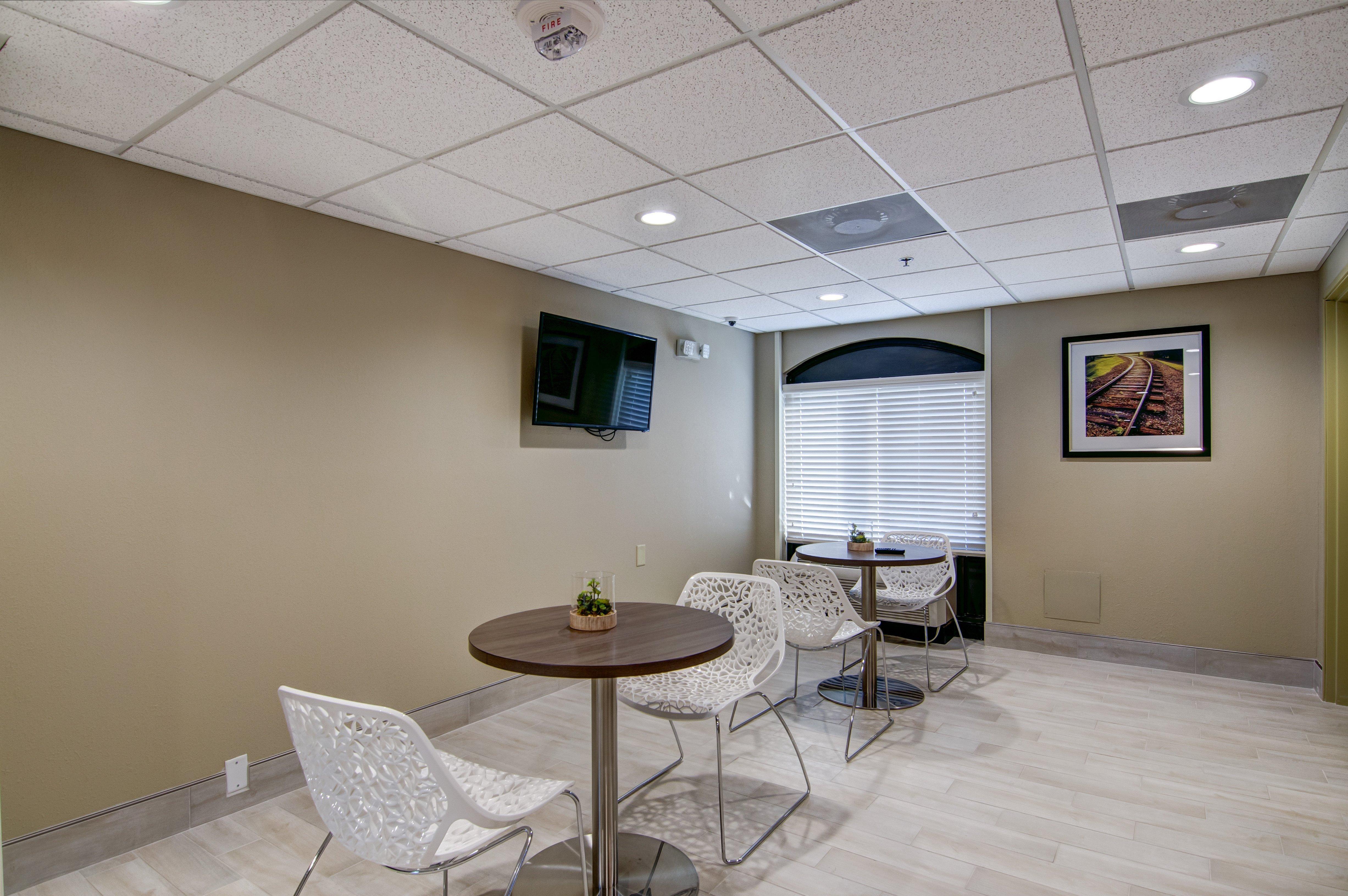 Candlewood - West Broad By Ihg 3*
