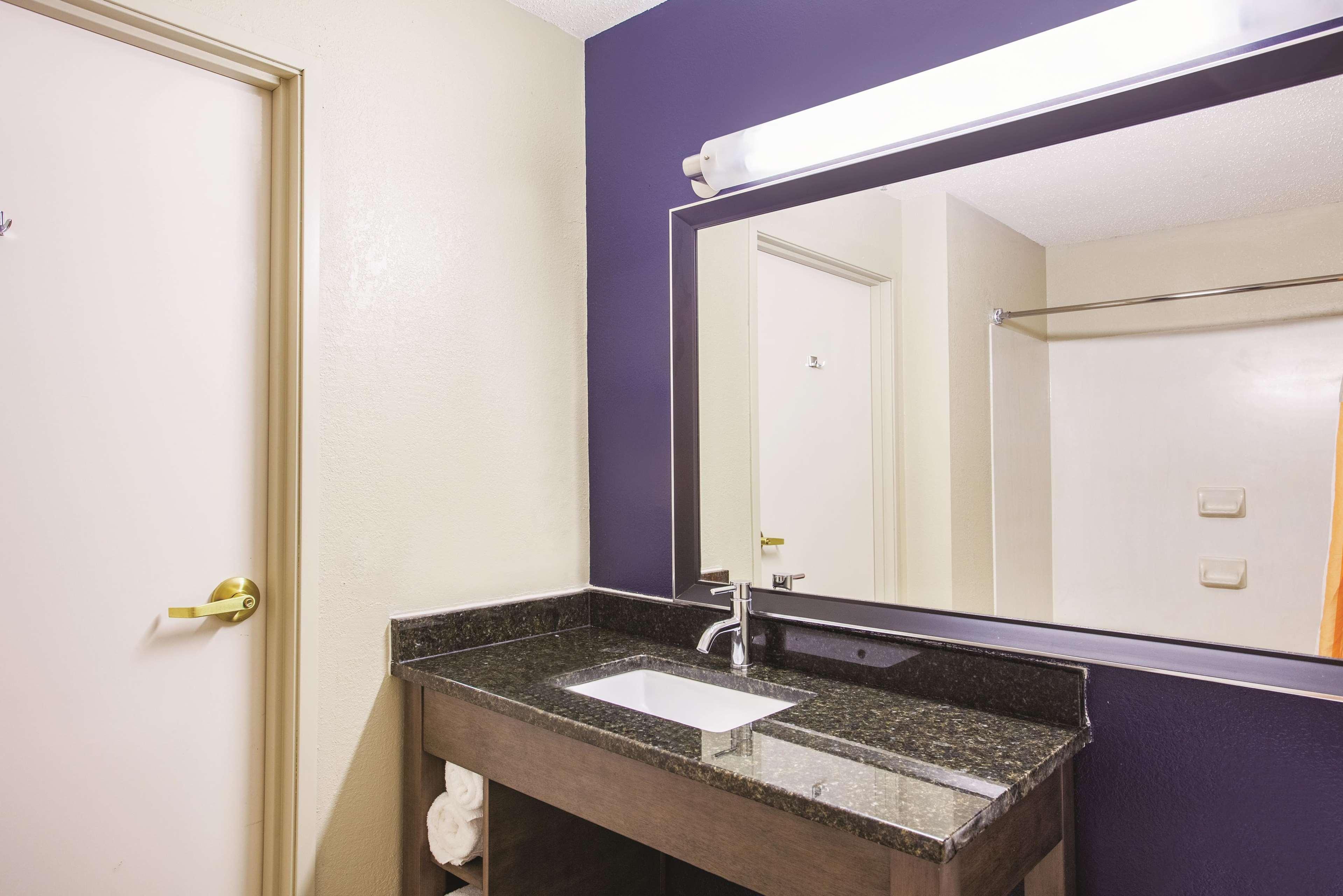 La Quinta By Wyndham South