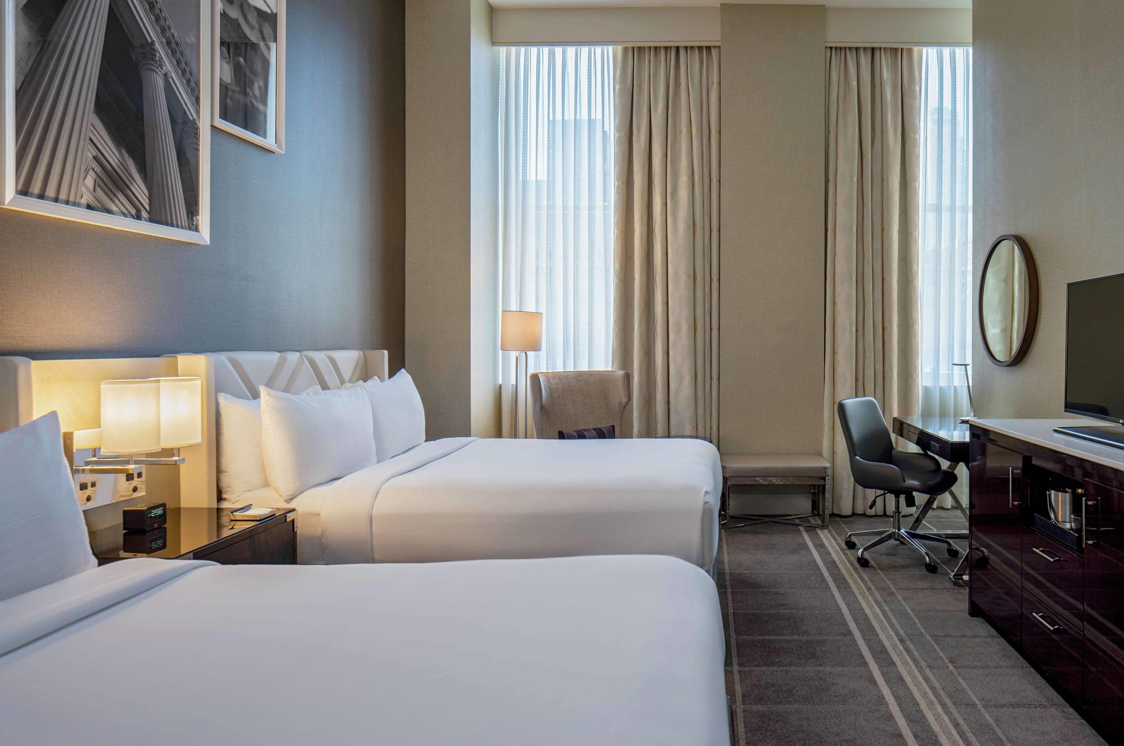 Hotel Hilton Downtown 4*