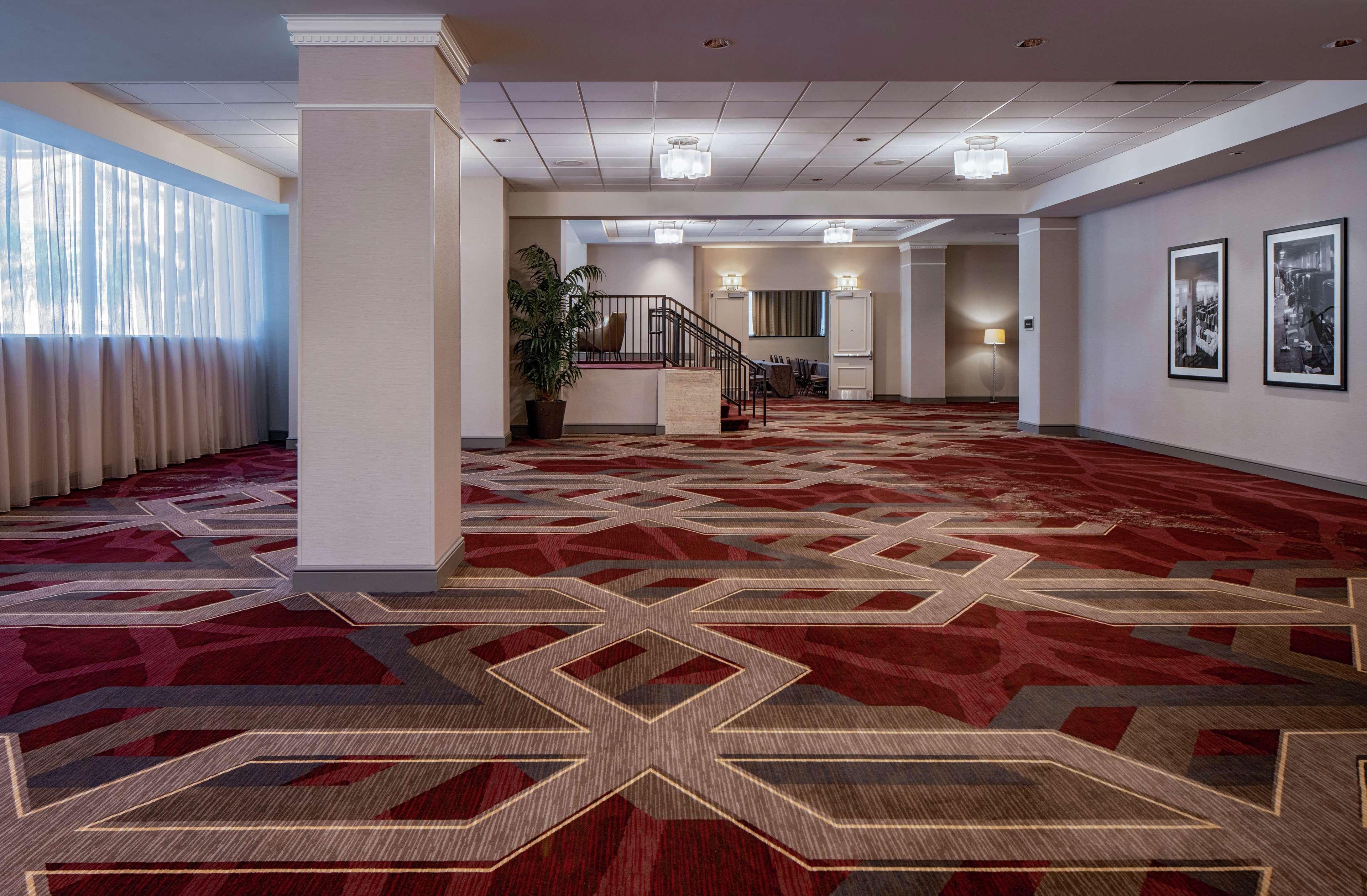 Hilton Downtown 4*