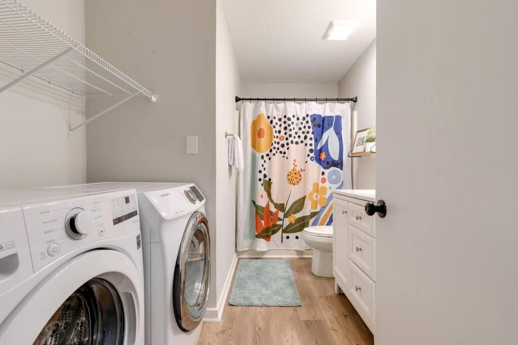 Charming, Cheerful 3 Bedroom In Richmond, Va! Holiday home *