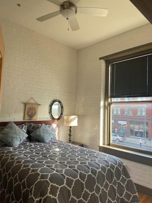 Apartment Charming 2 Bedroom Near Vcu
