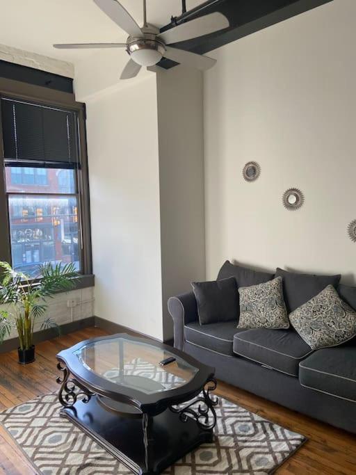 Charming 2 Bedroom Near Vcu *