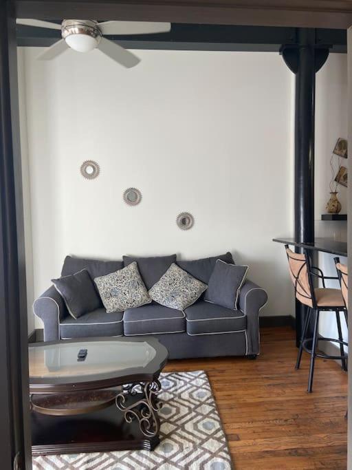 Charming 2 Bedroom Near Vcu Richmond