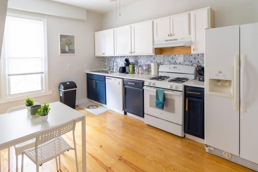 Garden Penthouse In Rva! 3 Bedroom, 3 Bath! *