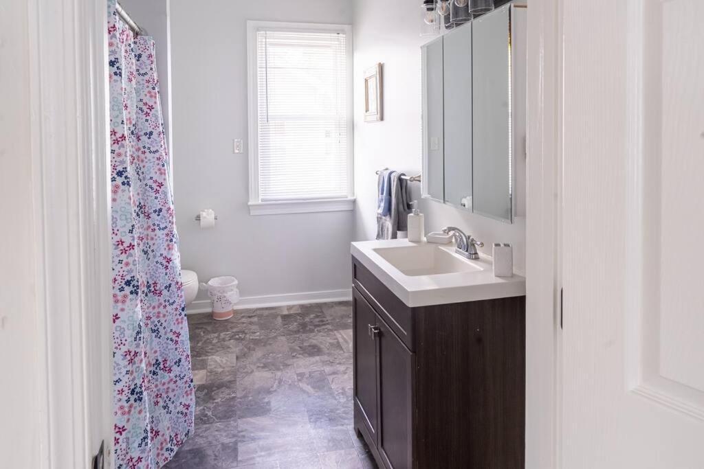 Garden Penthouse In Rva! 3 Bedroom, 3 Bath! Apartment