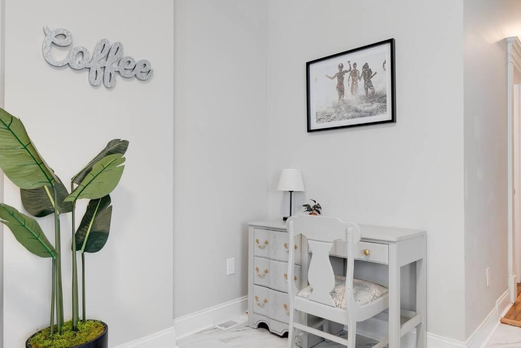 E1 Centrally Located In Carytown Fully Fenced Richmond