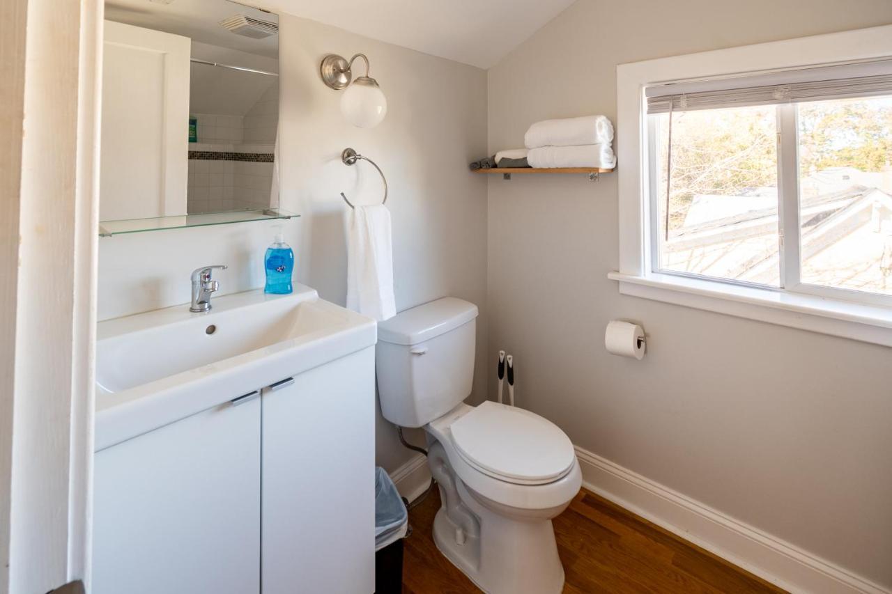 Apartment Contemporary 3-bedroom With Balcony In Rva *