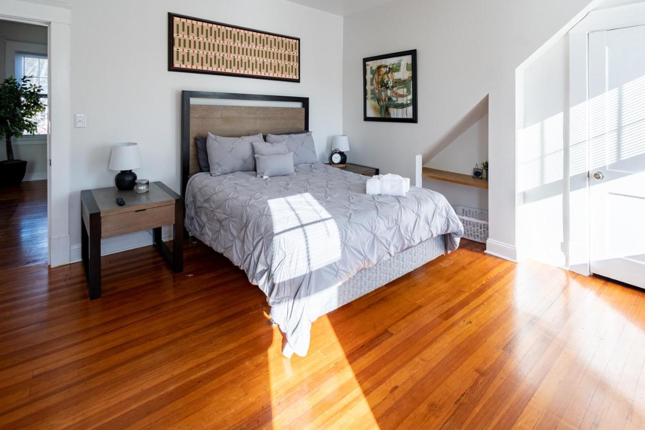 Contemporary 3-bedroom With Balcony In Rva