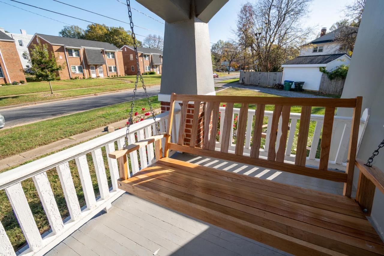 Apartment Contemporary 3-bedroom With Balcony In Rva *