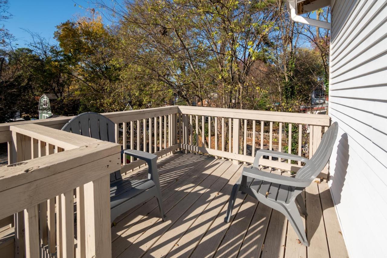 Apartment Contemporary 3-bedroom With Balcony In Rva *