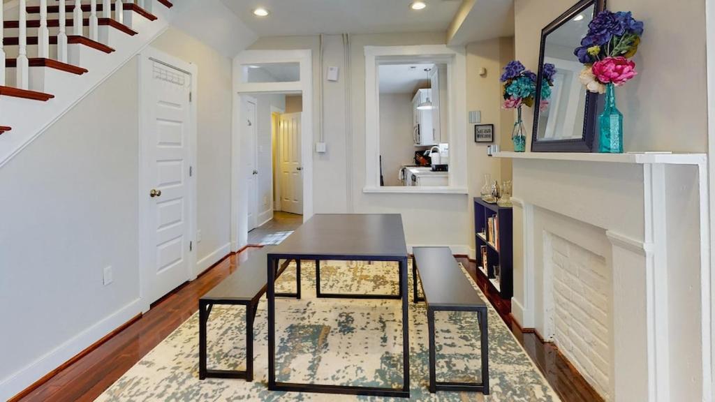 New! Renovated Townhome W/ Putting & Patio! *