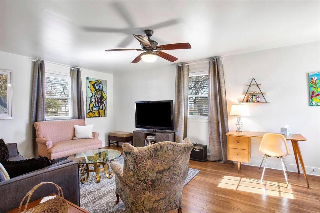 Private House Mins To Maymont Park, Trails & Vcu! Holiday home