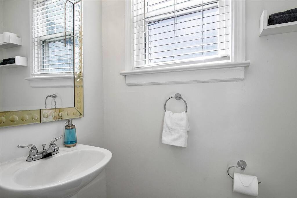 Private House Mins To Maymont Park, Trails & Vcu! Richmond