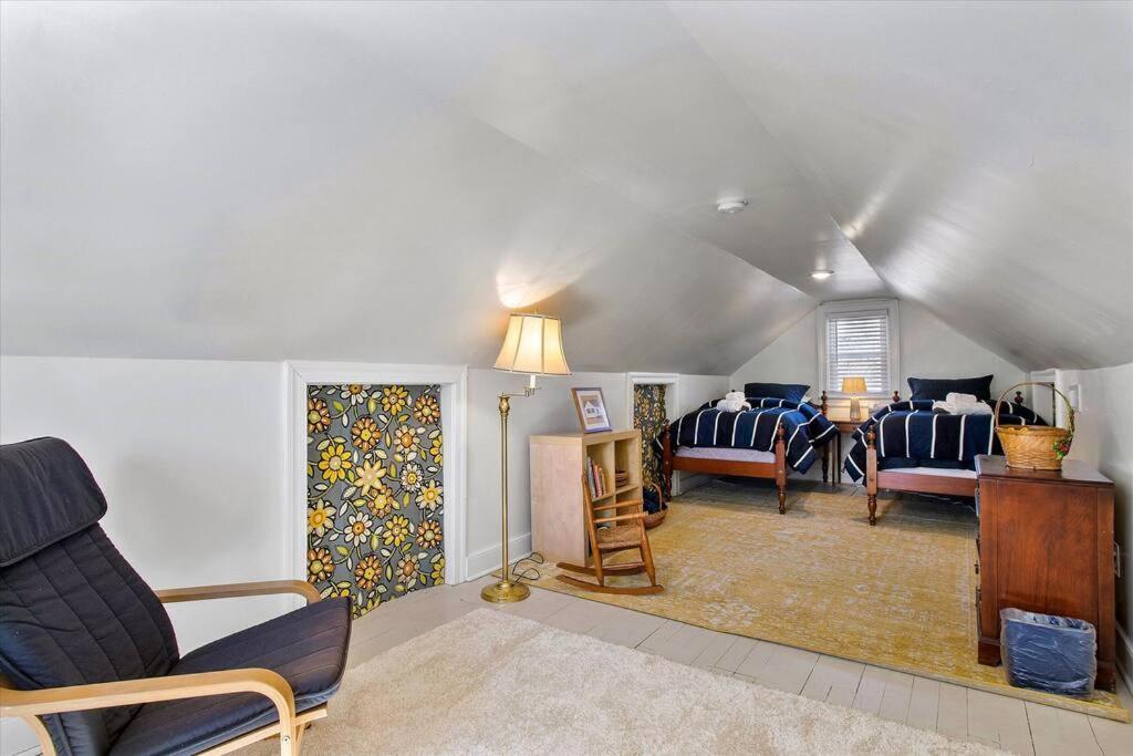 Private House Mins To Maymont Park, Trails & Vcu! *