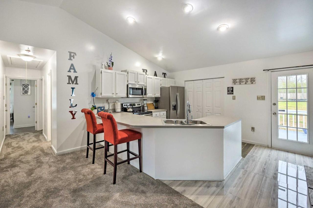 Holiday home With Pool, 5 Mi To Downtown! *