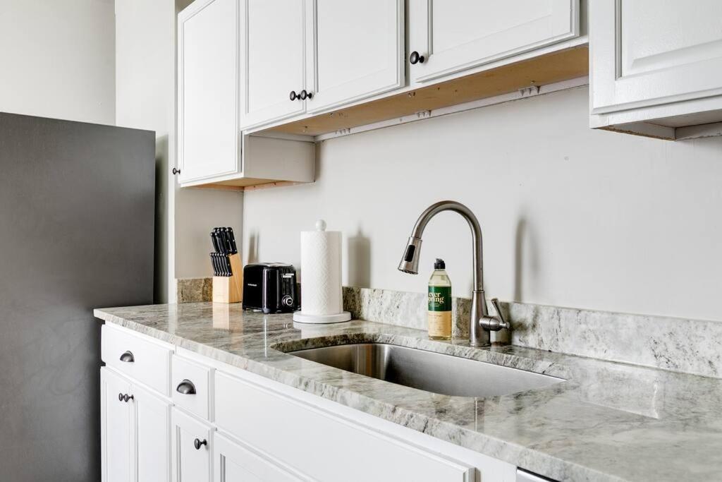 Private Boho 10 Minutes To Downtown Rva! Holiday home