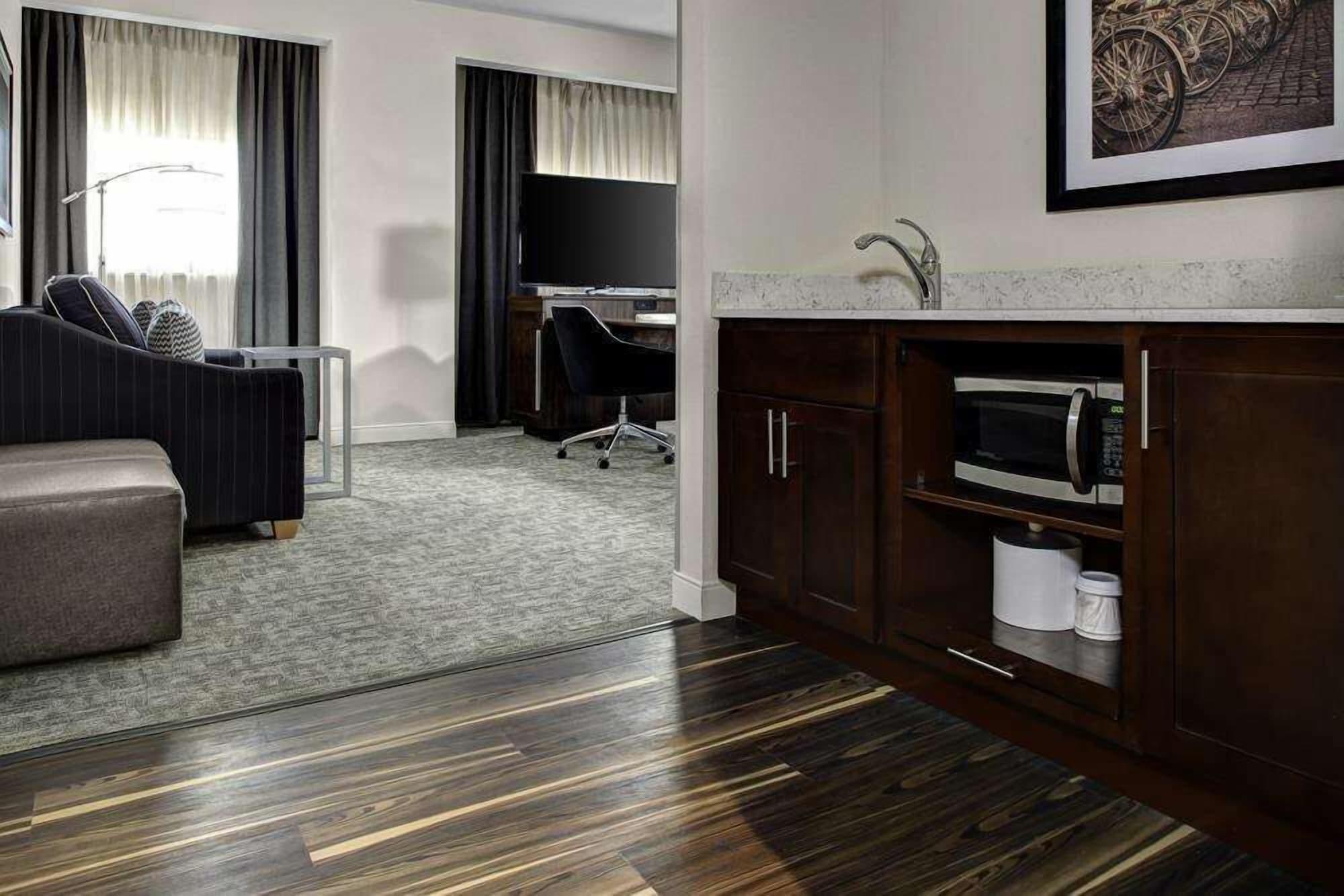 Hampton & - - Downtown, Va Hotel Richmond
