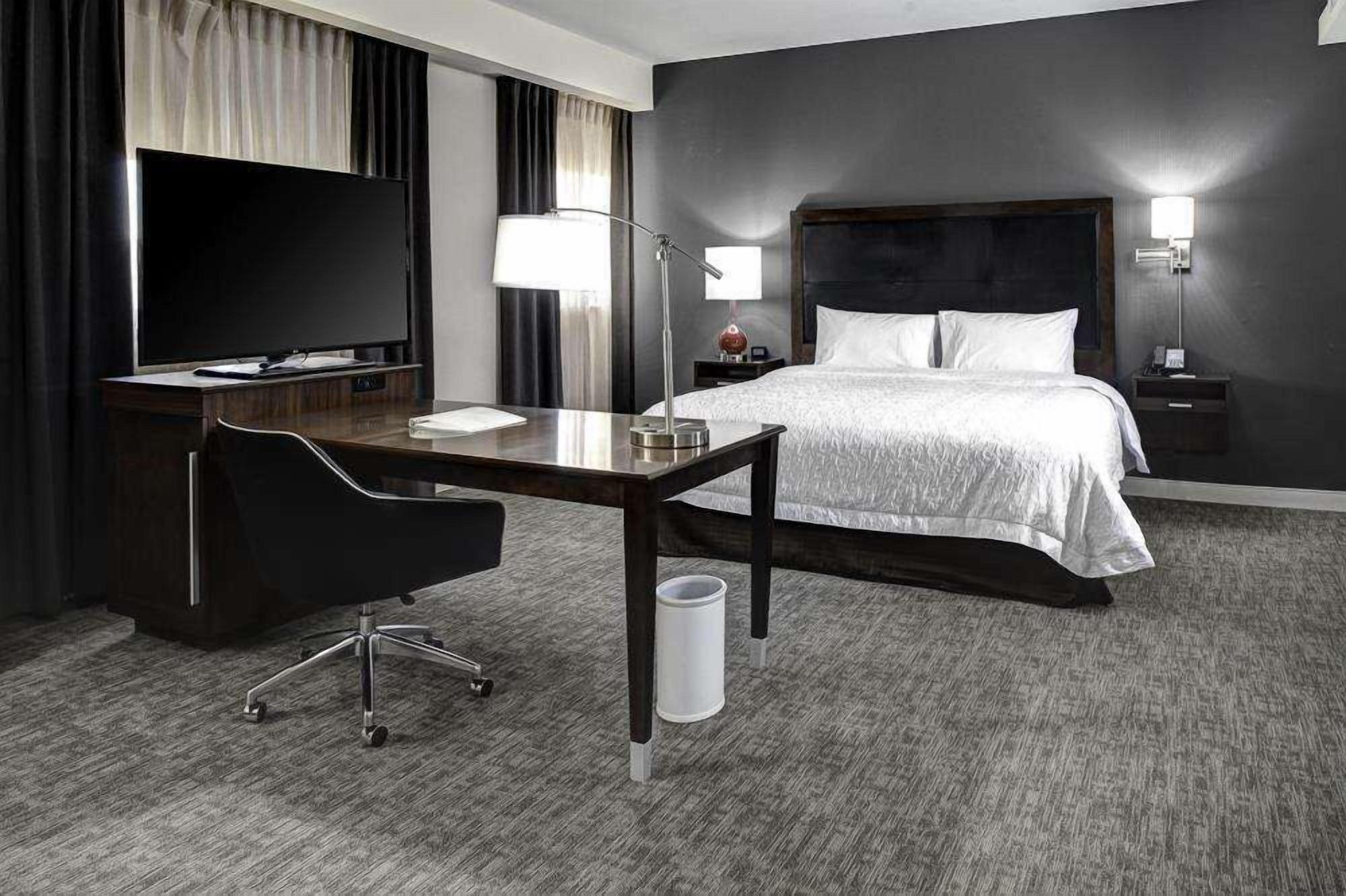 Hampton & - - Downtown, Va Hotel Richmond