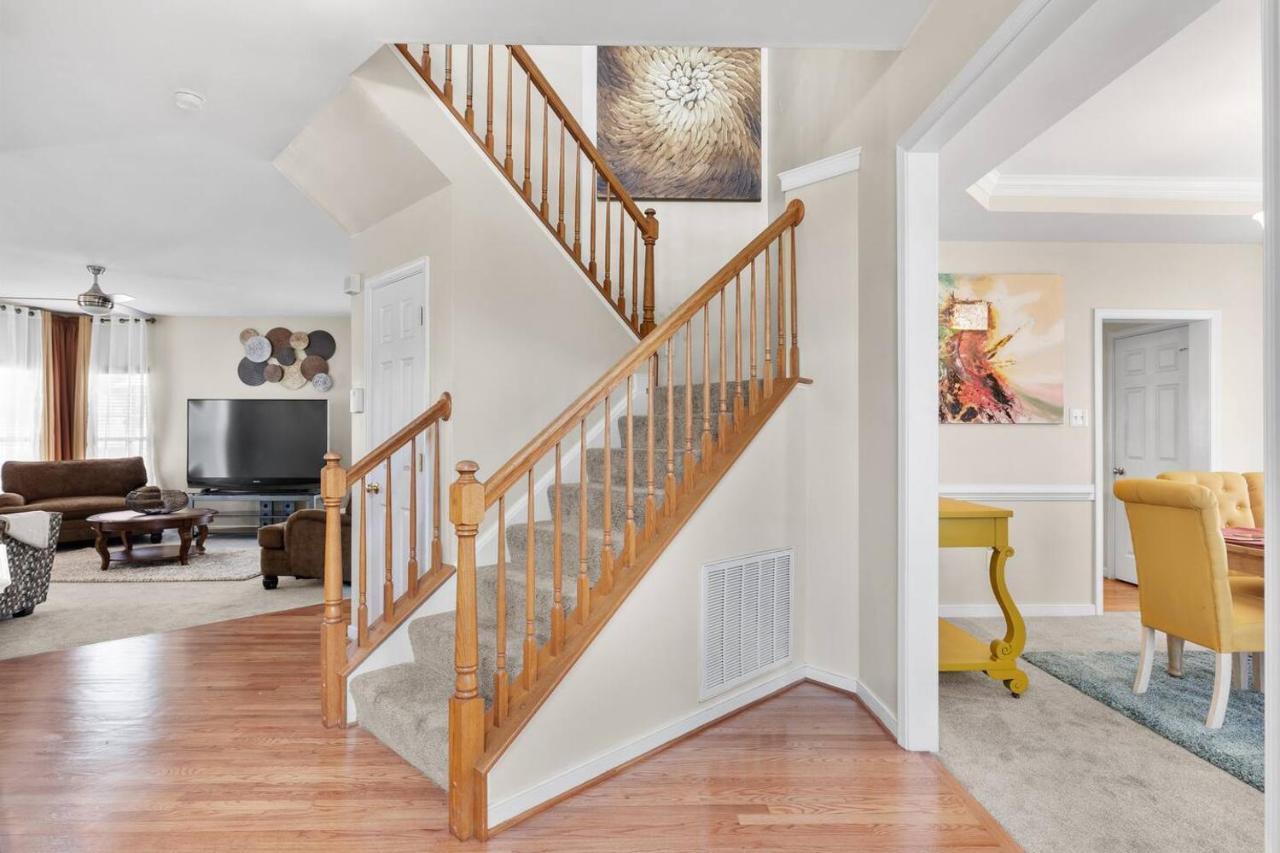 Holiday home Royal Retreat: Luxurious House With 4 King Beds! Richmond