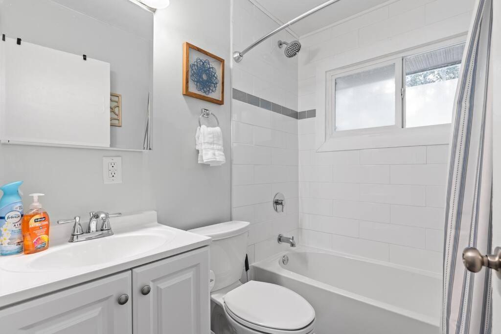 Holiday home The Bamboo House! Dog-friendly N Rva Sleeps 8 Richmond