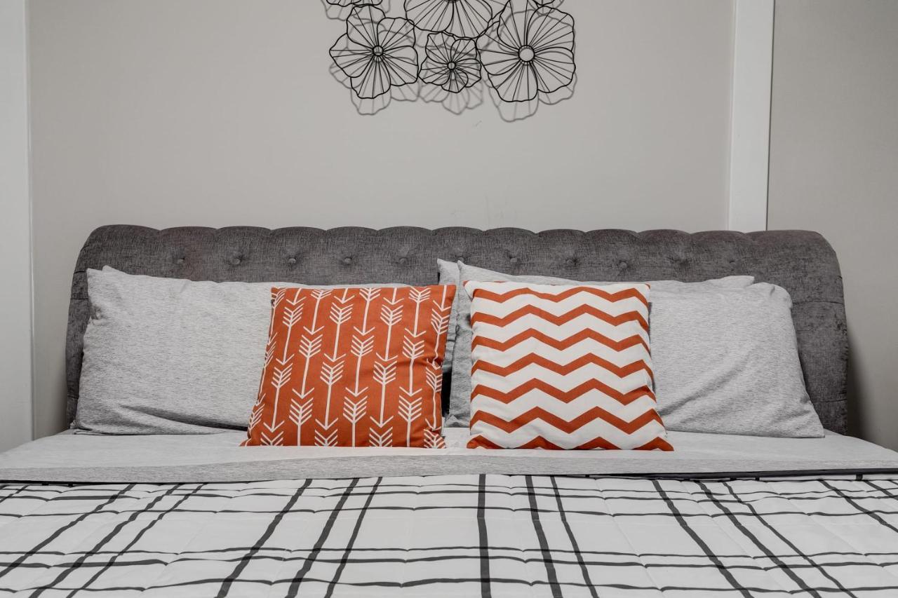 E1 Centrally Located In Carytown Fully Fenced * Richmond