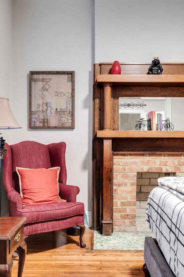 E1 Centrally Located In Carytown Fully Fenced Holiday home *