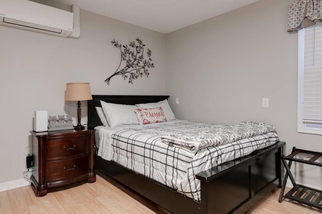 Grand Carytown 5br Fan Fully Fenced Richmond