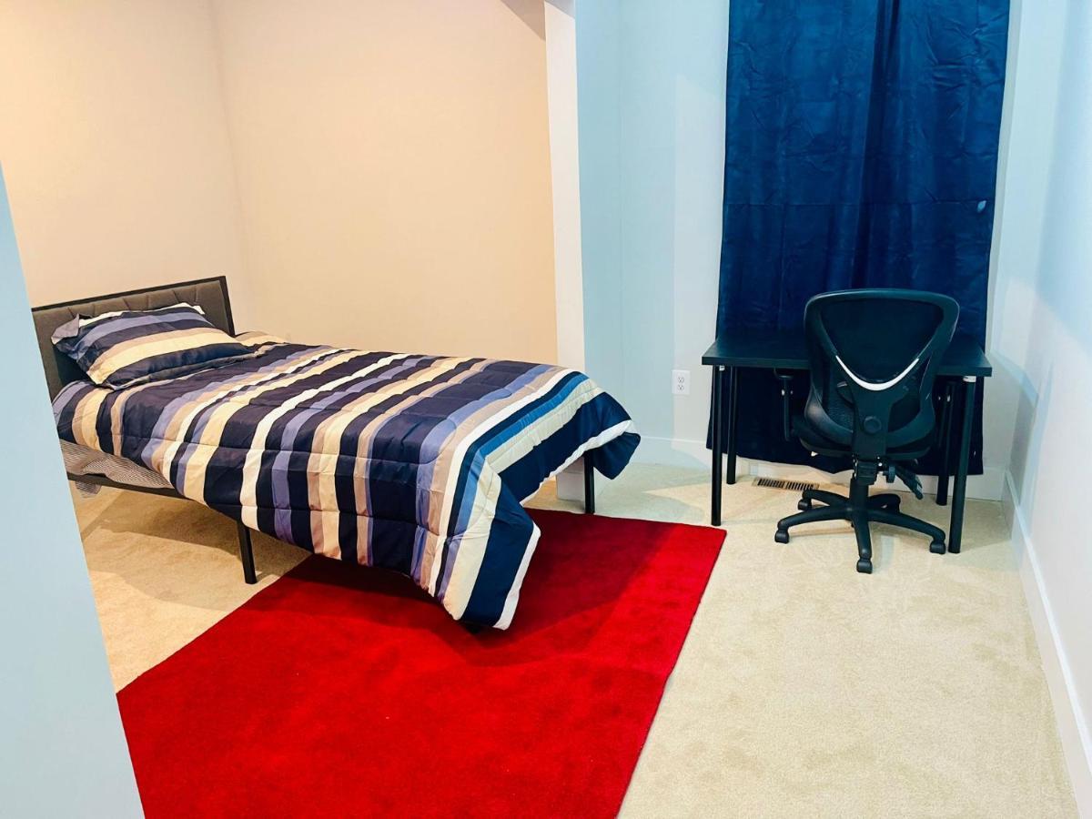 Luxury Living In * Richmond