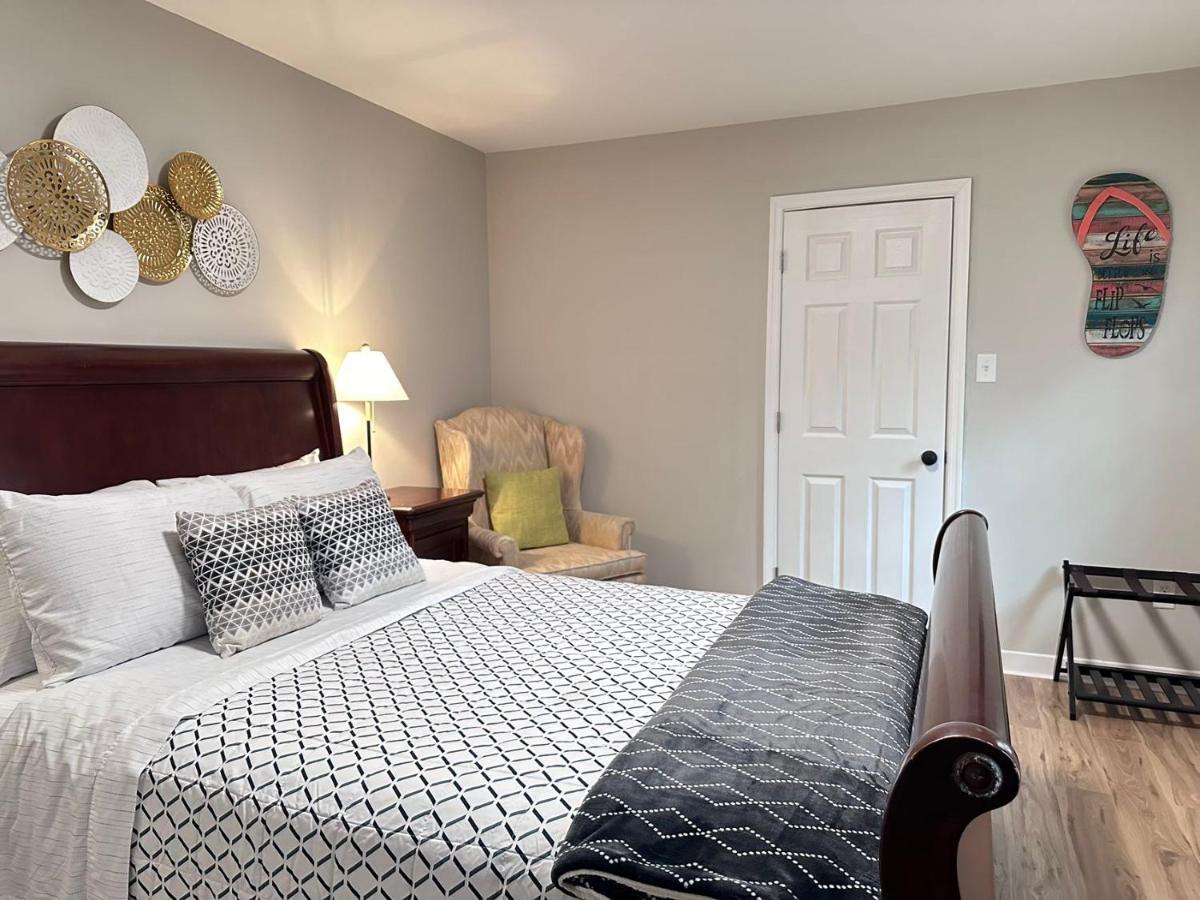 Tg Craft Fully Fenced Yard W Private Parking * Richmond