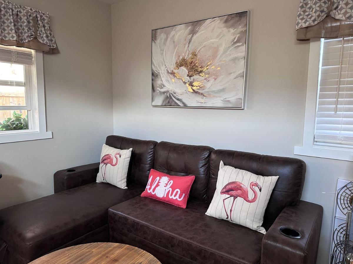 Tg Craft Fully Fenced Yard W Private Parking * Richmond