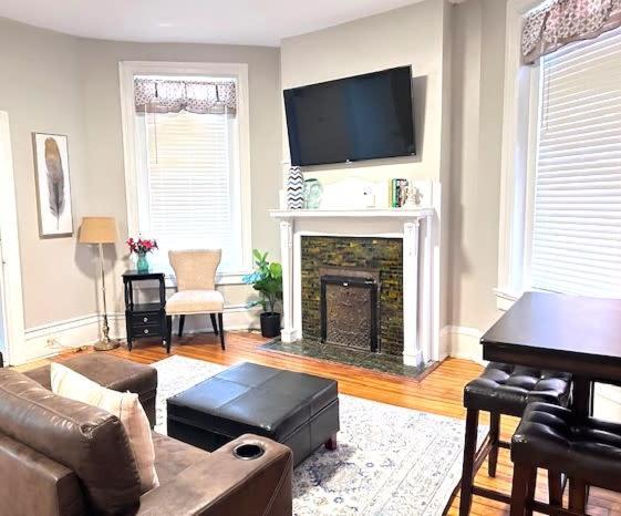 Apartment G4 King Bed Location Museums Free Parking